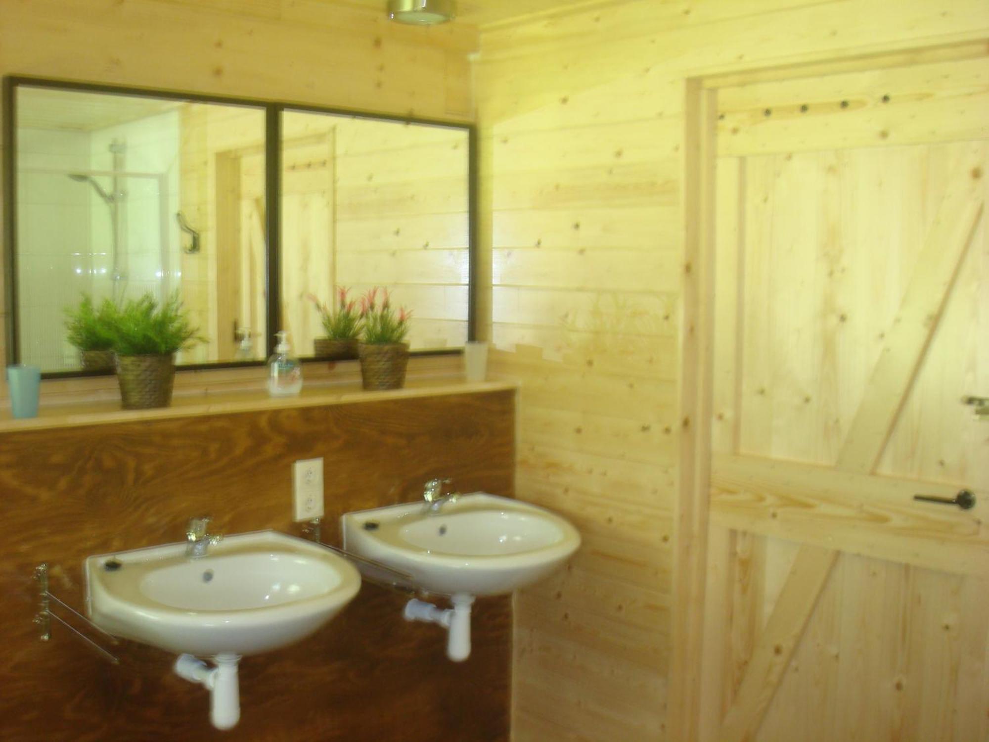 B&B De Luttikhoeve Giethmen Kamer foto