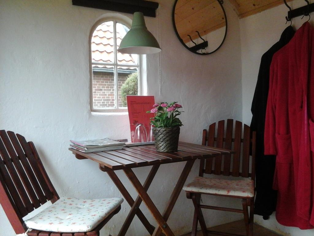 B&B De Luttikhoeve Giethmen Kamer foto